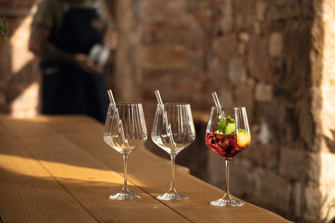 Gin Tonic Glas mit Glastrinkhalm